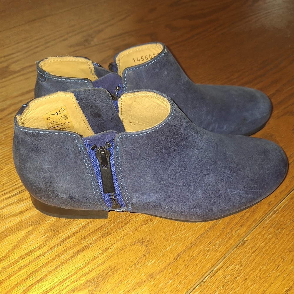 Fluevog Radio RFI Blue Low Ankle leather Boots, Women’s Size 6.5